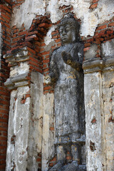 historische Tempel und Buddhastatuen in Samut Prakhan, Thailand