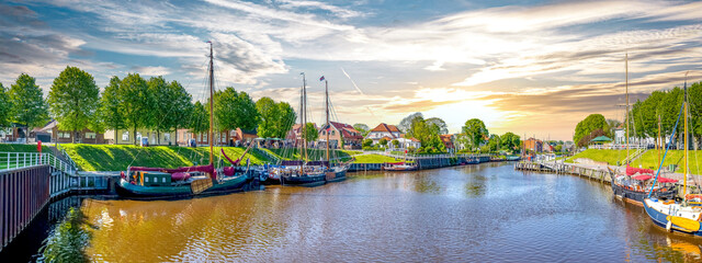 Wall Mural - Hafen, Carolinensiel, Niedersachsen, Deutschland 