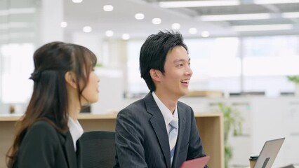 Aufkleber - 会議するビジネスグループ