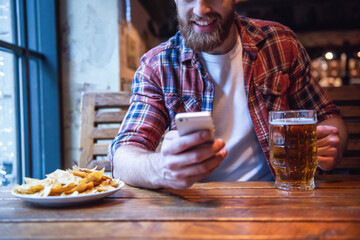 Canvas Print - Bearded man at the pub