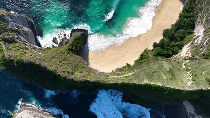 Poster - Kelingking Beach in Nusa Penida island, Bali, Indonesia