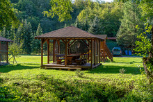 Comfortable And Quiet Gazebos , Beautiful Gazebo In The Woods 
