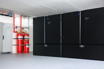 Clean agent fire suppression system used in data centers, backup battery rooms, electrical rooms (under 400 volts), sub-floors or tape storage libraries.
