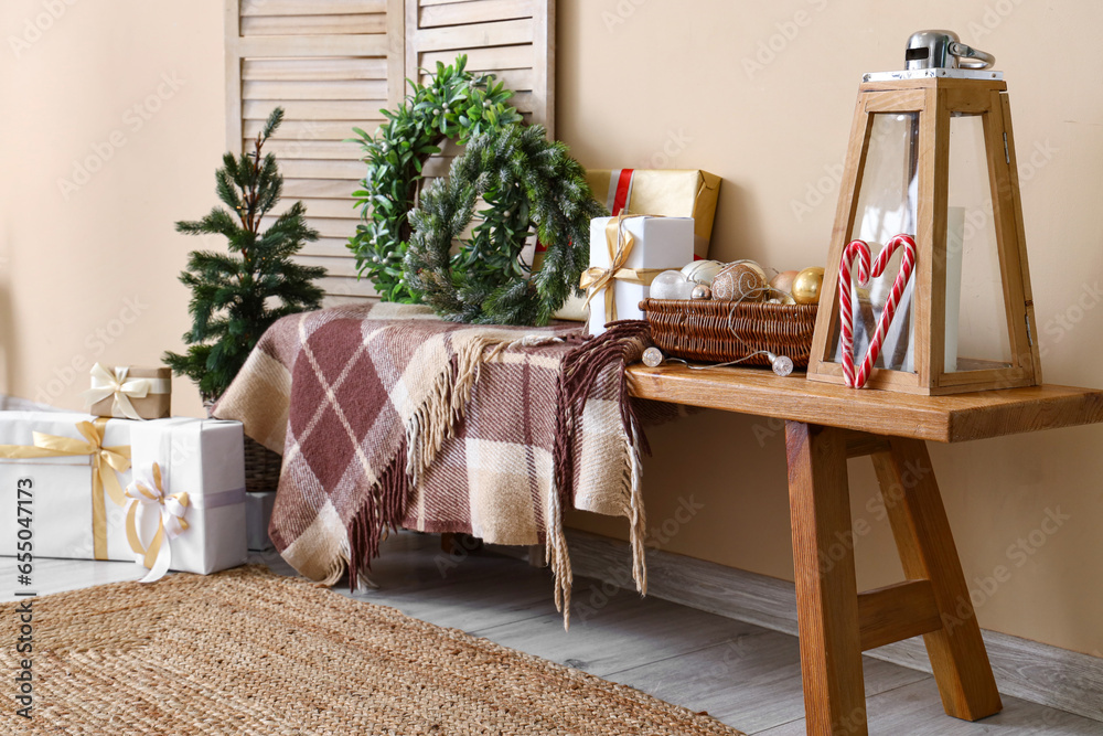 Table with wreaths decorated for Christmas celebration