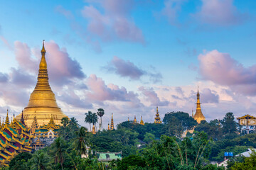 Wall Mural - Shwedagon Pagoda, Yangon, Myanmar.