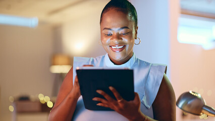 Aufkleber - Smile, business and black woman on tablet in office, working on online project, report and website at night. Corporate, happy and female worker with idea, digital tech and reading screen for research