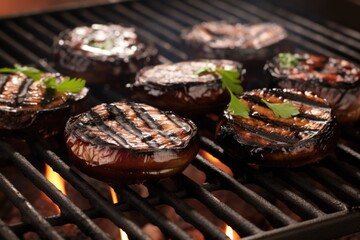 Canvas Print - grilled portobello mushrooms on barbecue grille