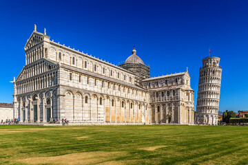 Wall Mural - pisa, italy. leaning tower (1173 - 1360), cathedral of santa maria assunta (1064 - 1118) - unesco wo
