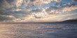 Die Küste von Inverness in Schottland. Abends bei Sonnenuntergang in herrlicher Idylle und Einsamkeit.
Strand an der Küste der Britischen Inseln im Vereinigten Königreich. Panorama Einsamkeit