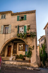 Wall Mural - Biot, village médiéval des Alpes-Maritimes, côte d'azur, France.	

