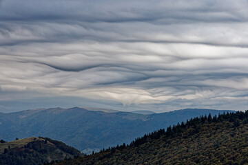 Canvas Print - Ciel nuageux sur les Vosges