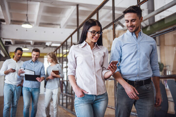 Canvas Print - Business people working