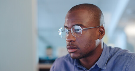 Aufkleber - Serious black man, computer and focus for research, project deadline or trading at office. African male person, designer or employee working on PC or reading email, information or tasks at workplace