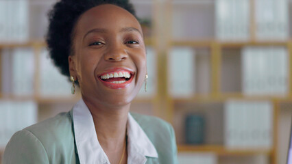 Canvas Print - Portrait, laughing and business black woman manager in an office at night for corporate or professional work. Face, management and funny with a happy young CEO or boss in a suit at the workplace