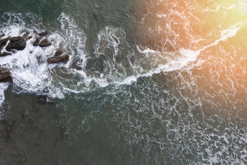 Canvas Print - Shallow coast with rock sea water