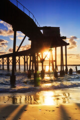 Canvas Print - CHB Jetty Sun beach under vert