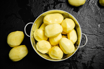 Wall Mural - Fresh peeled potatoes.