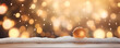 © FJM - Leerer Holztisch vor unscharfem weihnachtlichen Hintergrund mit Weihnachtsdeko und copy space