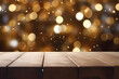 © FJM - Leerer Holztisch vor unscharfem weihnachtlichen Hintergrund mit Weihnachtsdeko und copy space
