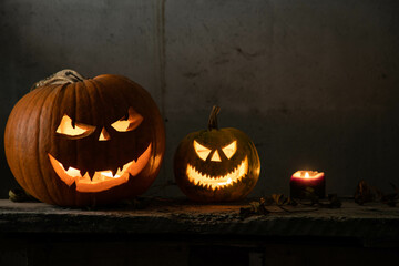 Canvas Print - halloween background with jack'o'lanterns in the night