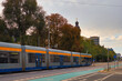 Straßenbahn an der Haltestelle Thomaskirche in Leipzig, Sachsen, Deutschland