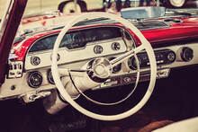 Vintage Classic Car Steering Wheel And Steering Wheel 