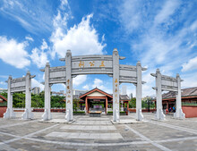 Hainan Haikou Five Ancestral Memorial Archways