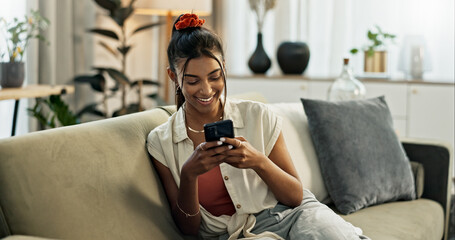 Aufkleber - woman, smile and scroll on cellphone, social media post and update subscription app on sofa at home.