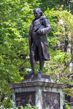 Benjamin Franklin Statue, Old City Hall, Boston, Massachusetts, USA