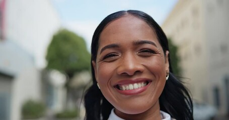 Sticker - Face, business and happy woman with arms crossed in city, street or urban town. Portrait, confidence and smile of creative professional designer, entrepreneur and worker with pride in Brazil outdoor