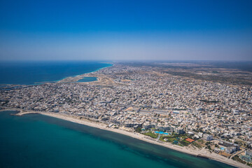 Canvas Print - View of the Tunisian coast and the tourist route - Monastir governorate - Tunisia