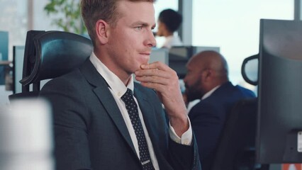 Aufkleber - Thinking, business man and computer with investment employee working on a computer with accounting data. Businessman, idea and digital trading planning of a worker reading accountant web information