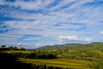 Le colline e i vigneti di Radda in Chianti. Panorama autunnale. Toscana. Italia