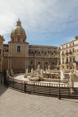 Canvas Print - Piazza Pretoria, a square in the center of Palermo, Sicily, Italy