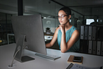 Aufkleber - Computer, thinking and night woman reading finance portfolio, stock market database or review ecommerce feedback. Forex investment idea, data analysis or African trader trading NFT, bitcoin or crypto