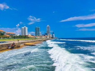 Canvas Print - Galle Face Green Beach and waterfront park and residential area in Colombo, the capital of Sri Lanka