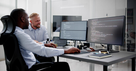 Aufkleber - African American Programmer Man Coding
