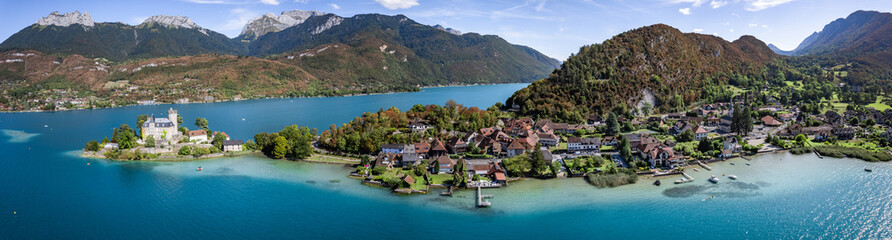 Canvas Print - Aerial view of Duingt castle or Chateau de Duingt in Annecy lake, Haute Savoie, France