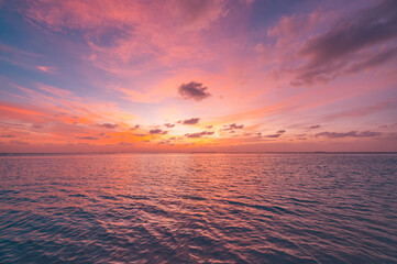 Canvas Print - Fantastic sea sky sunset. Dramatic colorful clouds over seascape horizon. Inspirational nature majestic beach background. Skyline cloudscape amazing sunrise colors. Calm peaceful waves, tranquility