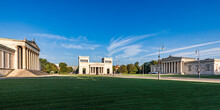 Germany, Bavaria, Munich, Koenigsplatz With Propylaea Gate And Staatliche Antikensammlungen And Glyptothek Museums In Background