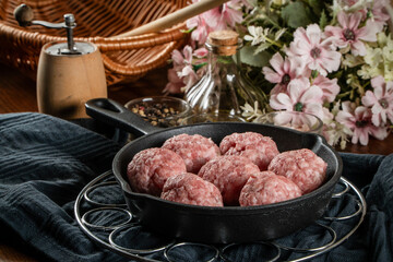 Canvas Print - Fresh raw pork meatballs with spices