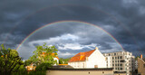 Fototapeta Tęcza - Regenbogen über der Elisabeth-Christinen Grundschule