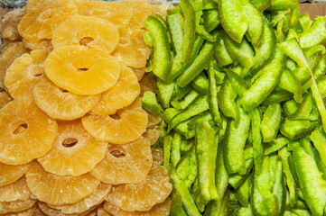 Wall Mural - Dried fruits, Egyptian bazaar, Istanbul, Turkey