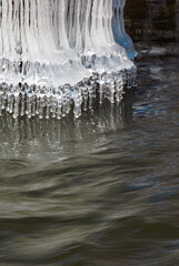 Wall Mural - 484-26 Icicles Flow