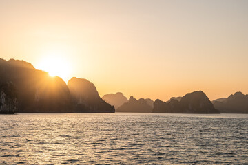 Wall Mural - halong bay, or ha long bay, a UNESCO World Heritage Site in  Quang Ninh, Vietnam