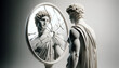 altgriechische Marmorstatue schaut in zersprungenen Spiegel, kaputtes Selbstbild