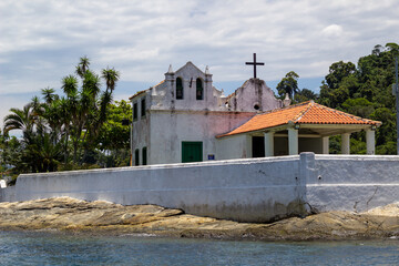 Igreja em ilha