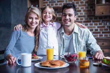 Wall Mural - Family in kitchen