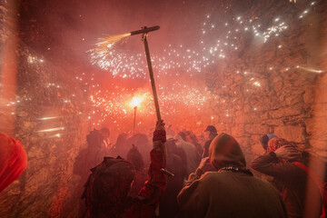 Wall Mural - Correfuego, fiestas populares. Cataluña, Gerona, Fiestas de Sant Narcis. Diables de l'Onyar