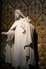 Wall Mural - Notre Dame basilica, Alencon, Orne. St. Therese statue.